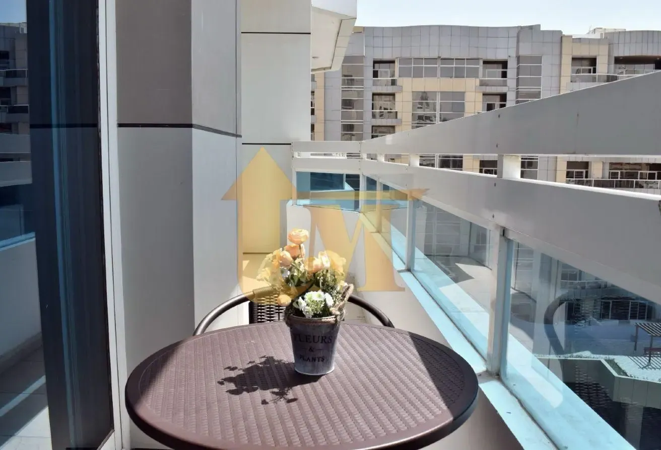 LUXURY SPACIOUS | FULLY FURNISHED | CLOSE KITCHEN