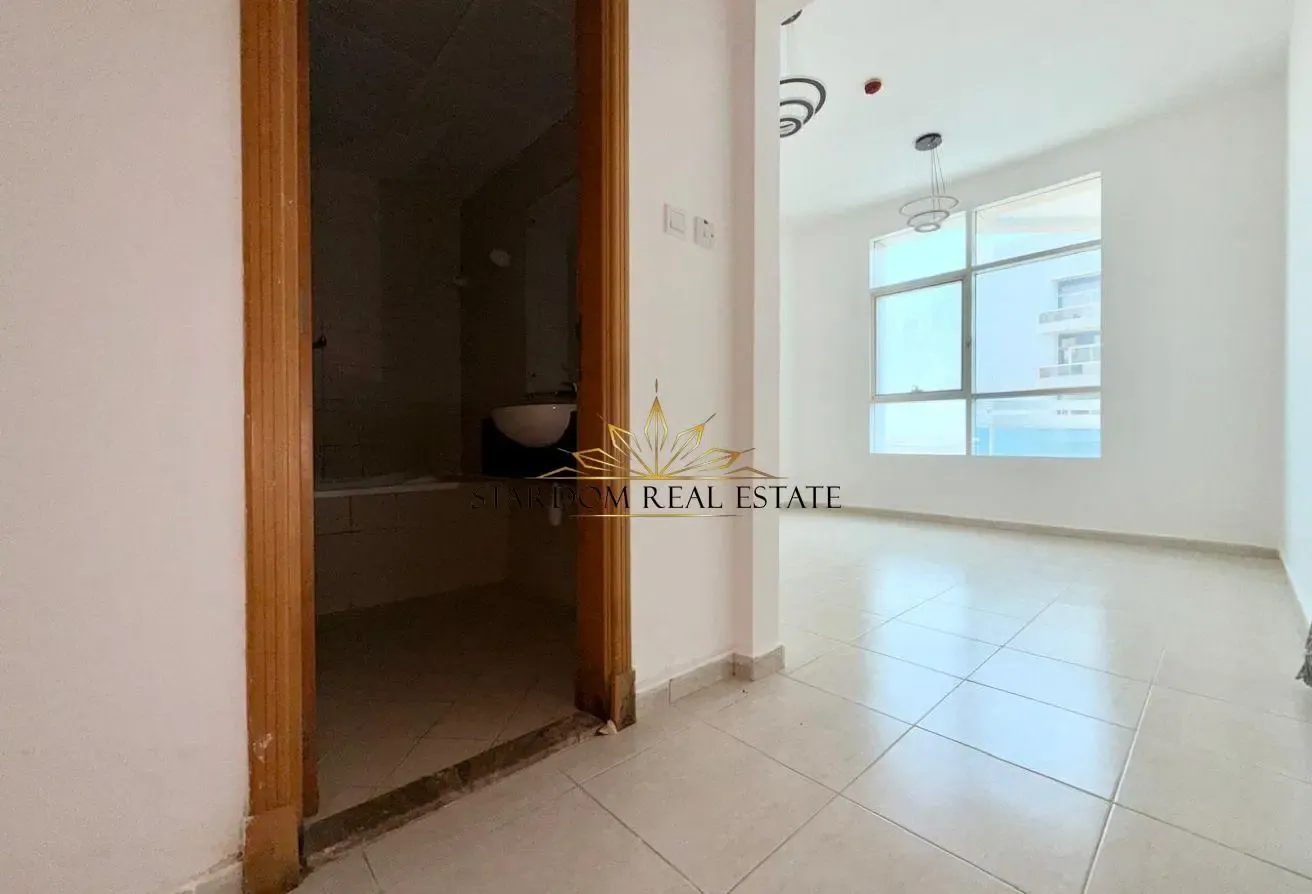1 BEDROOM | SWIMMING POOL VIEW | VACANT