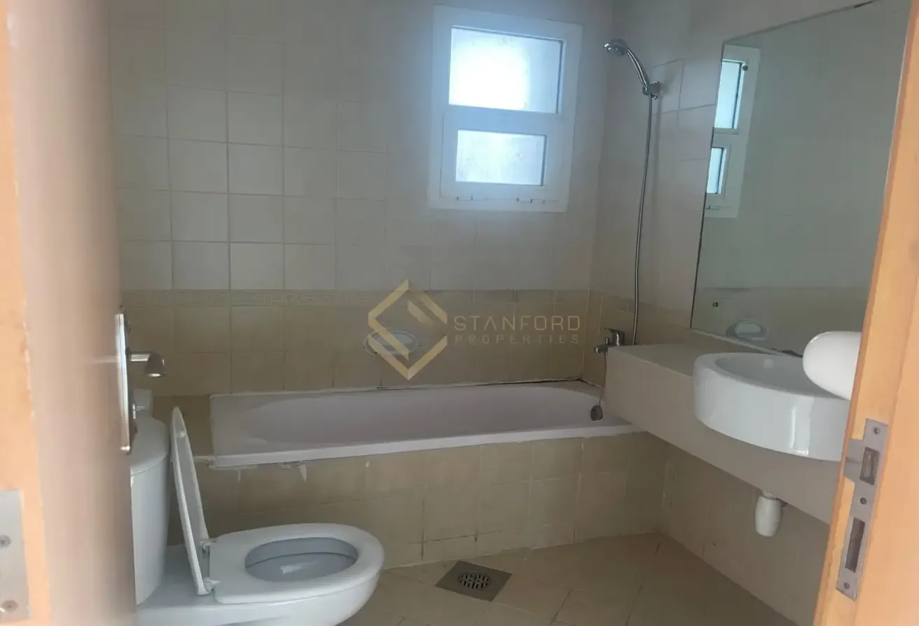 1Bed | 2 Baths | Balcony | Axis Residence