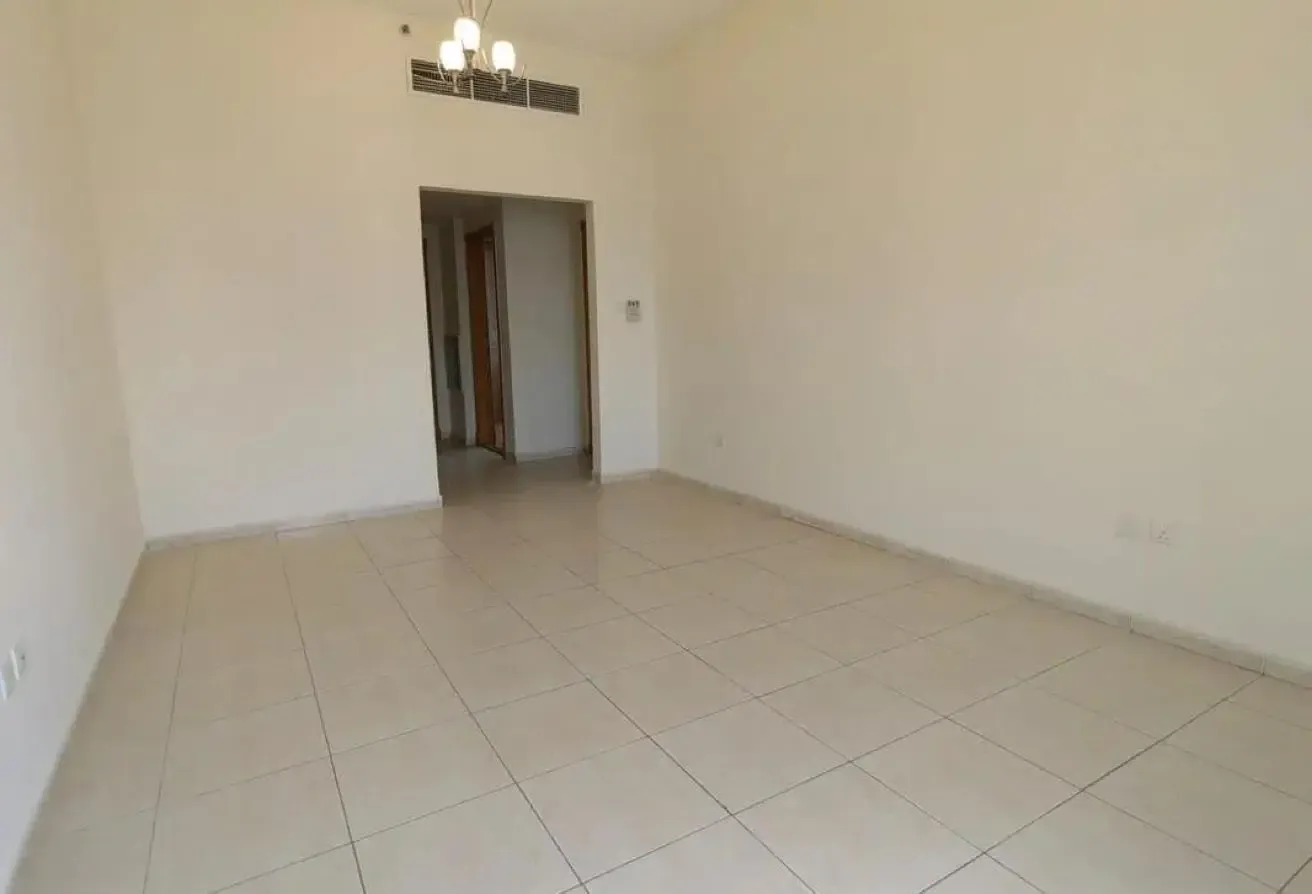 1BHK | 2 Bathrooms | Balcony | Pool | Axis 2