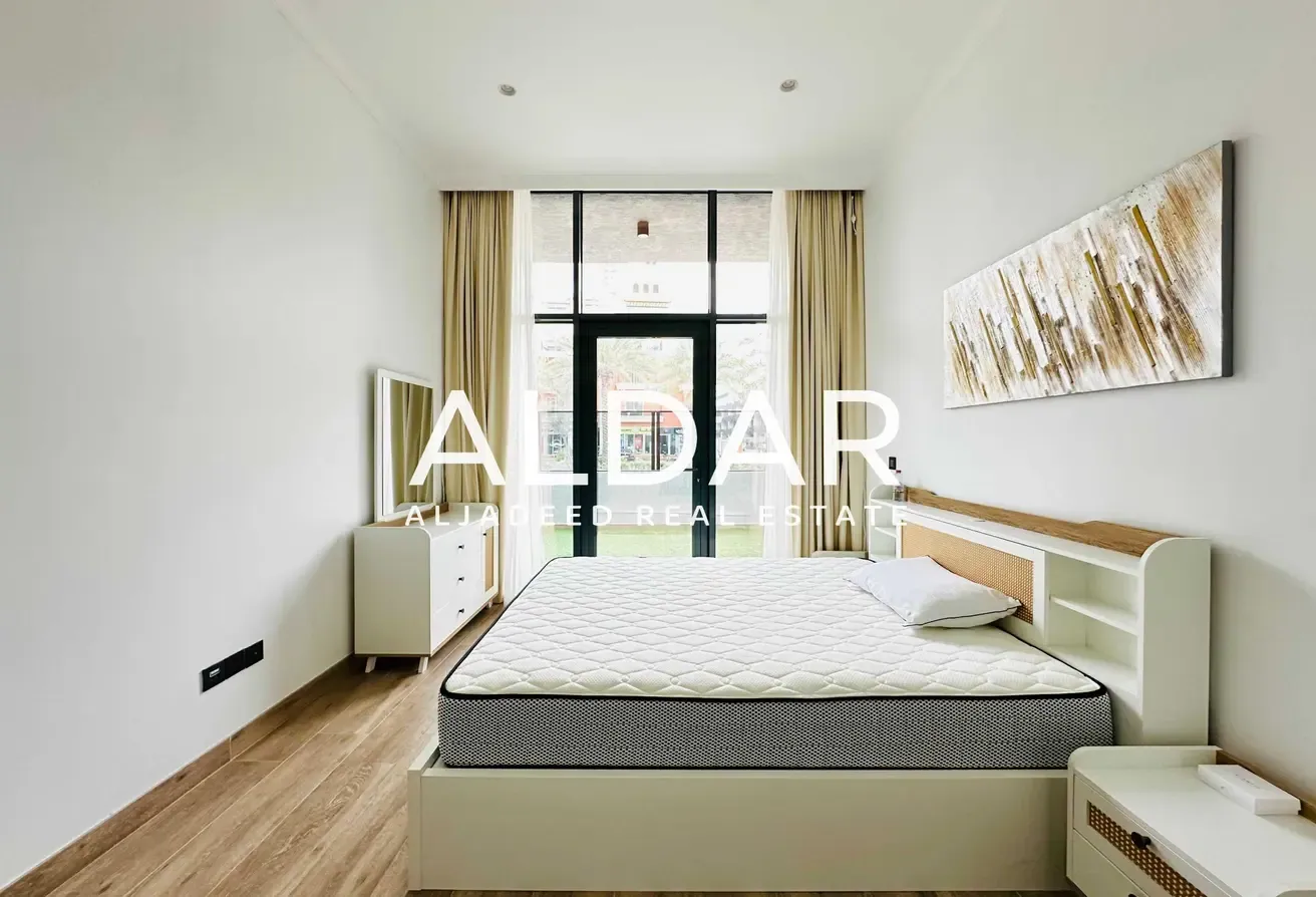 Renovated|Luxury Furnished|Massive Terrace|Vacant