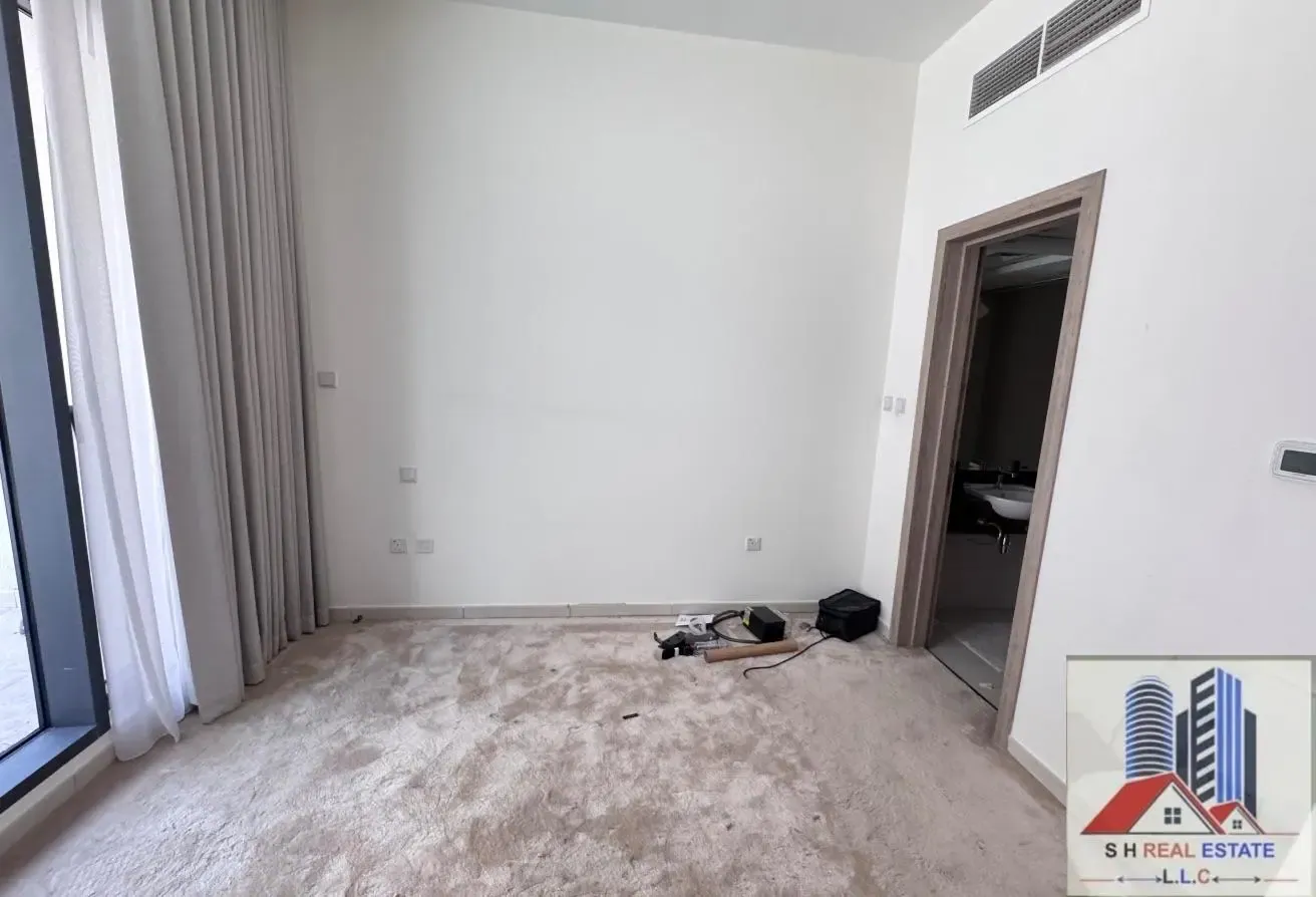SPACIOUS APARTMENT FOR RENT80k