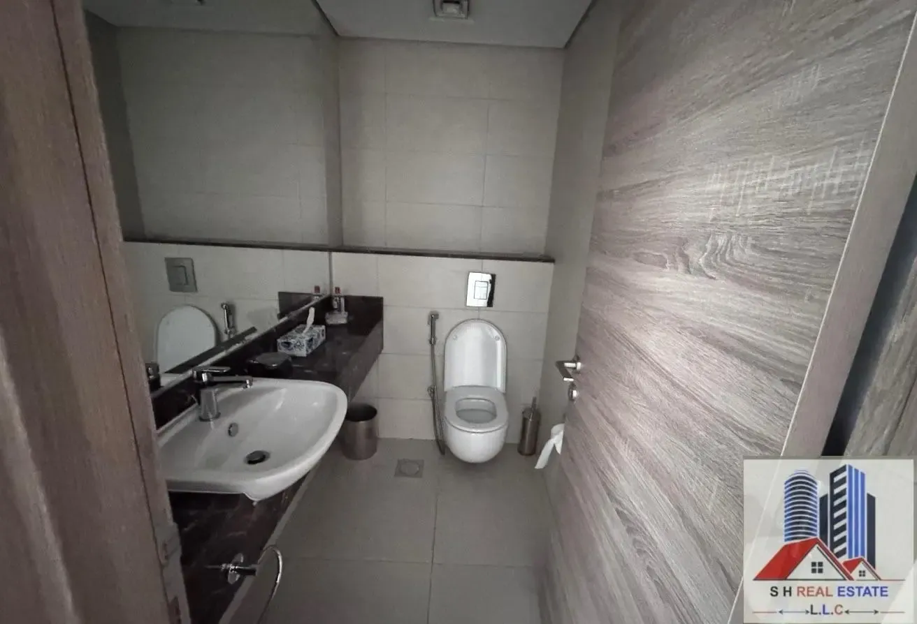 SPACIOUS APARTMENT FOR RENT80k