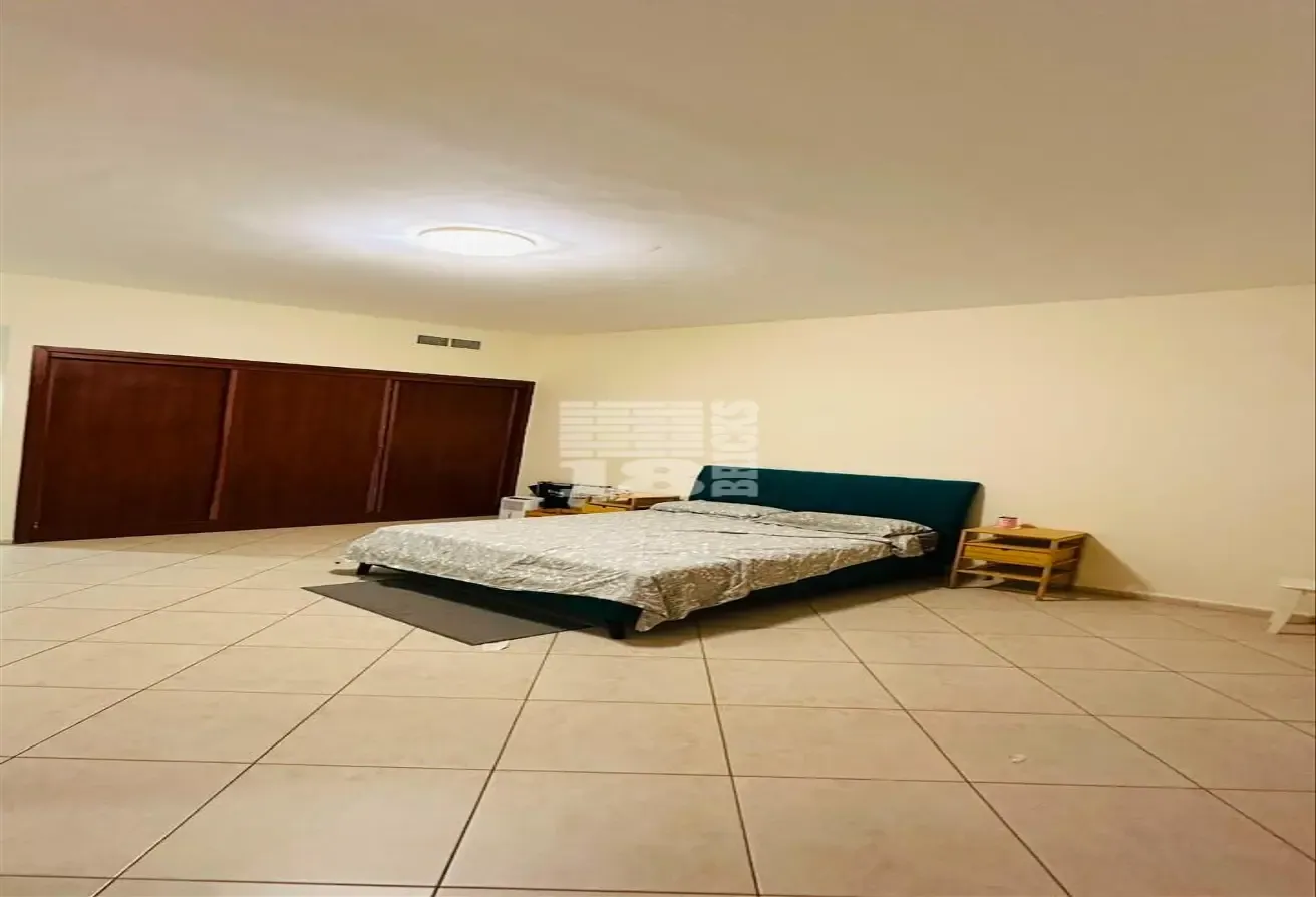 Furnished 1 Bed Large Size With Balcony