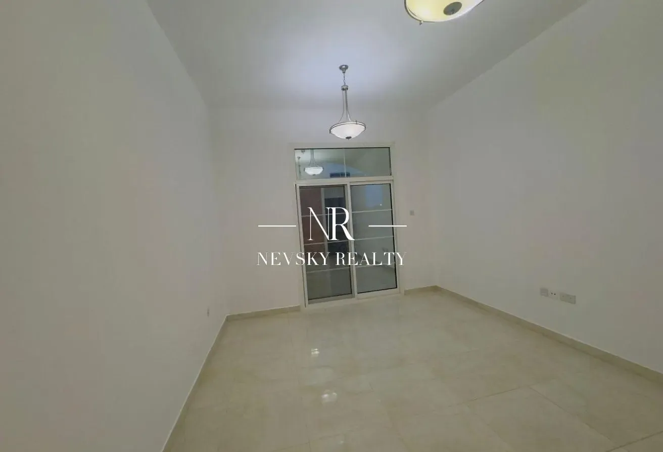 REAL UNIT | ONE BEDROOM | READY TO MOVE | SPACIOUS
