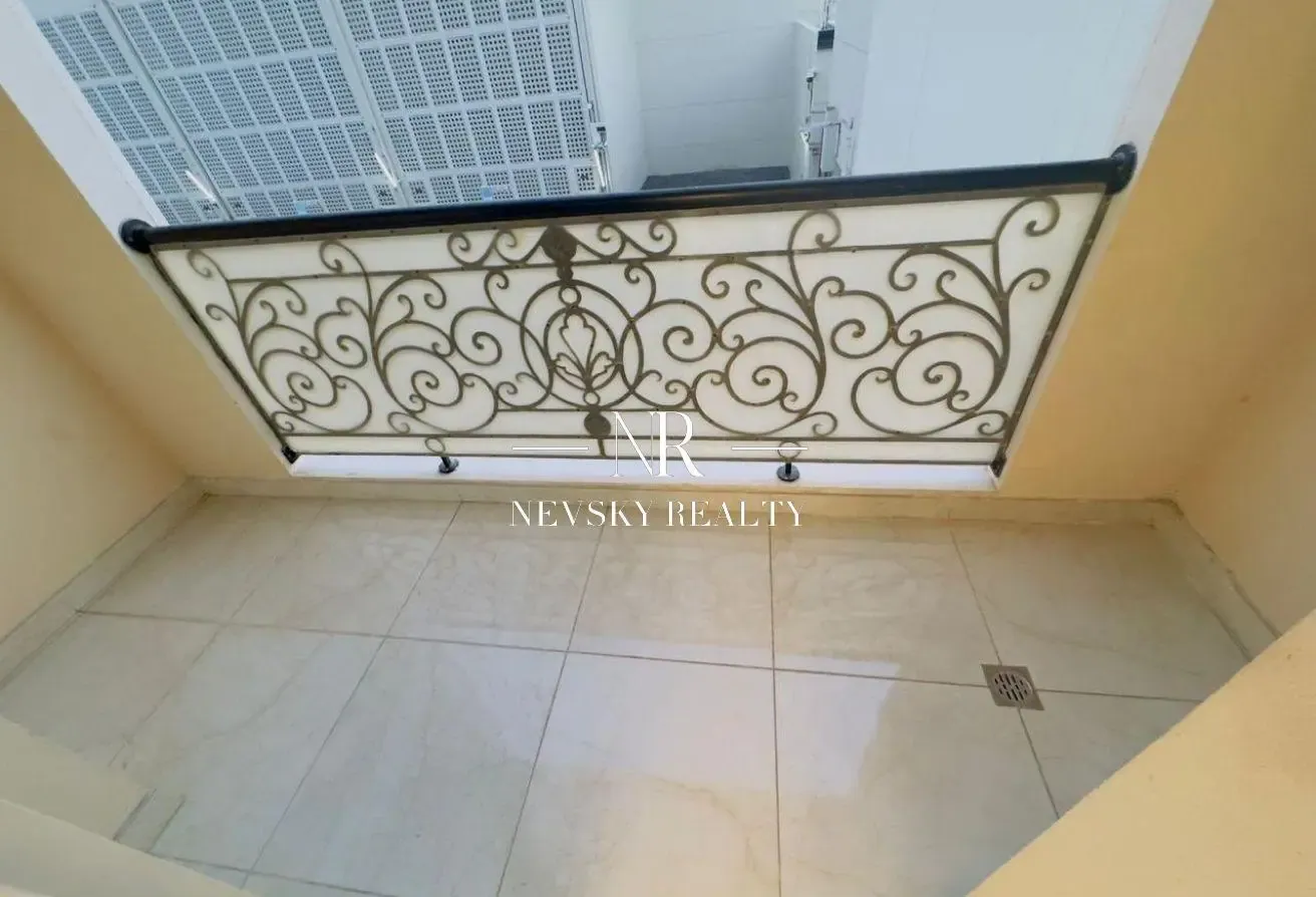 REAL UNIT | ONE BEDROOM | READY TO MOVE | SPACIOUS
