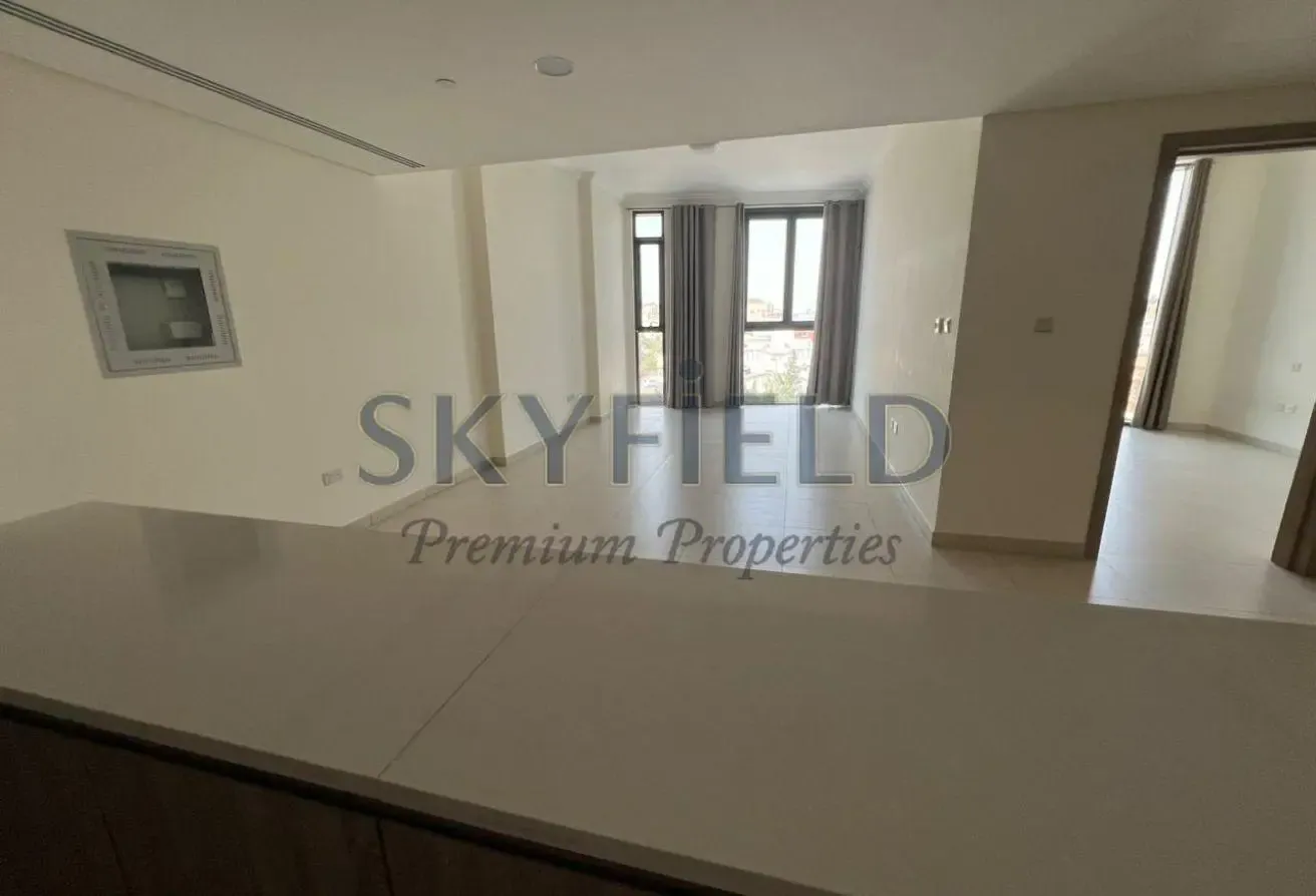 Luxury | Spacious | Huge Layout | Ready to Move