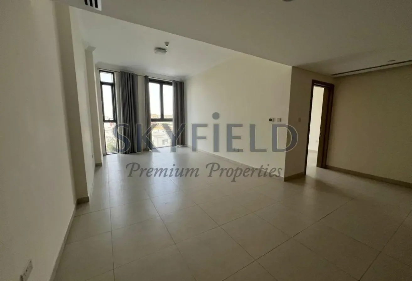 Luxury | Spacious | Huge Layout | Ready to Move