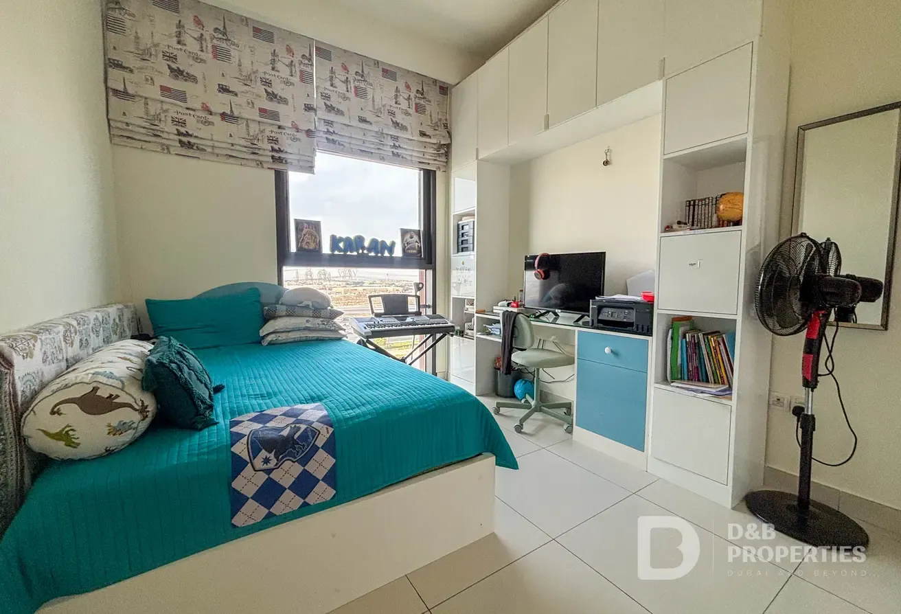 Available Now | Upgraded Unit | Multiple Cheques