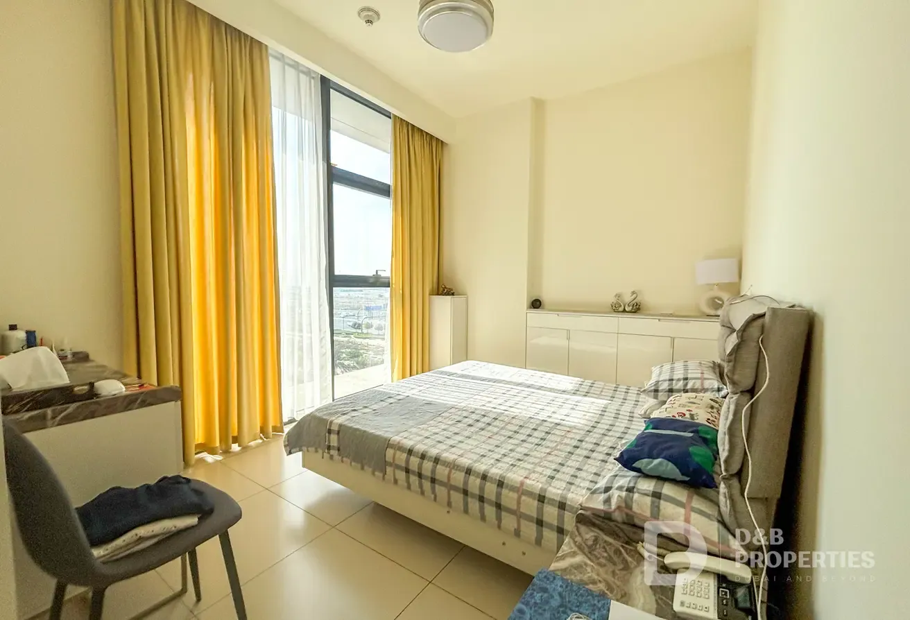 Available Now | Upgraded Unit | Multiple Cheques