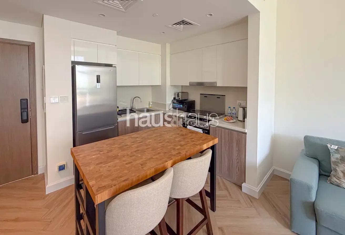 Upgraded | Garden View | Fully Furnished