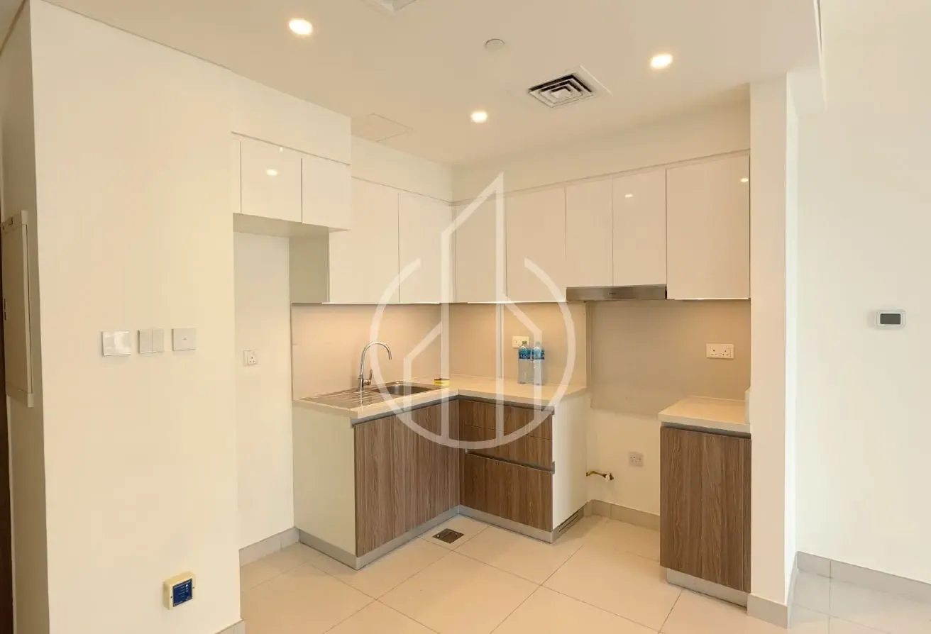 Park View | Vacant  | Community View | Furnished