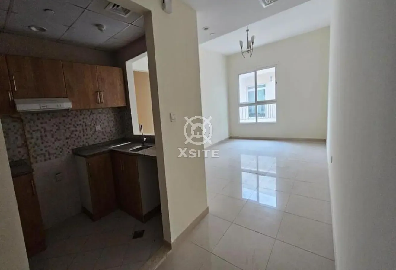 Modern Layout| Community View | Ready to Move