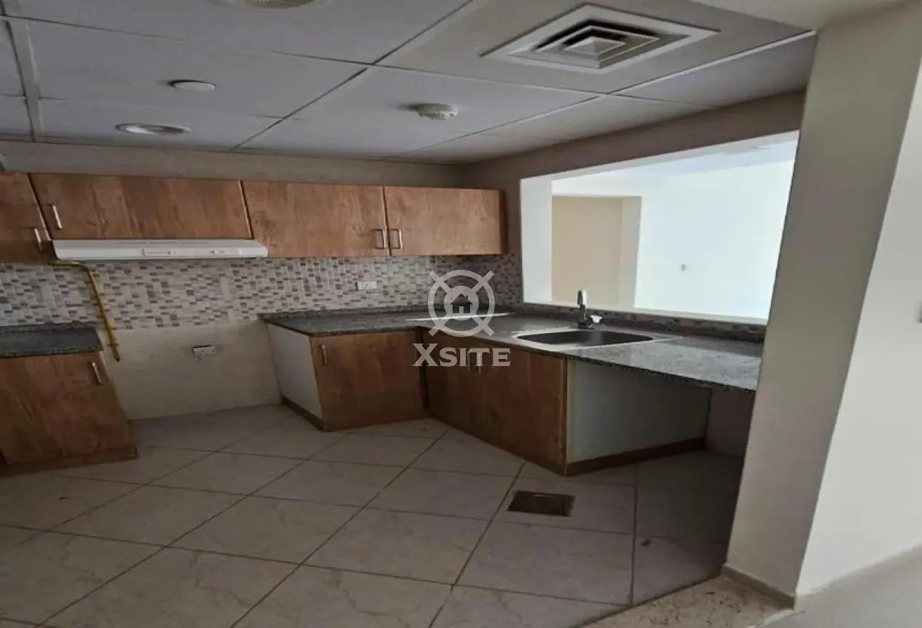 Modern Layout| Community View | Ready to Move