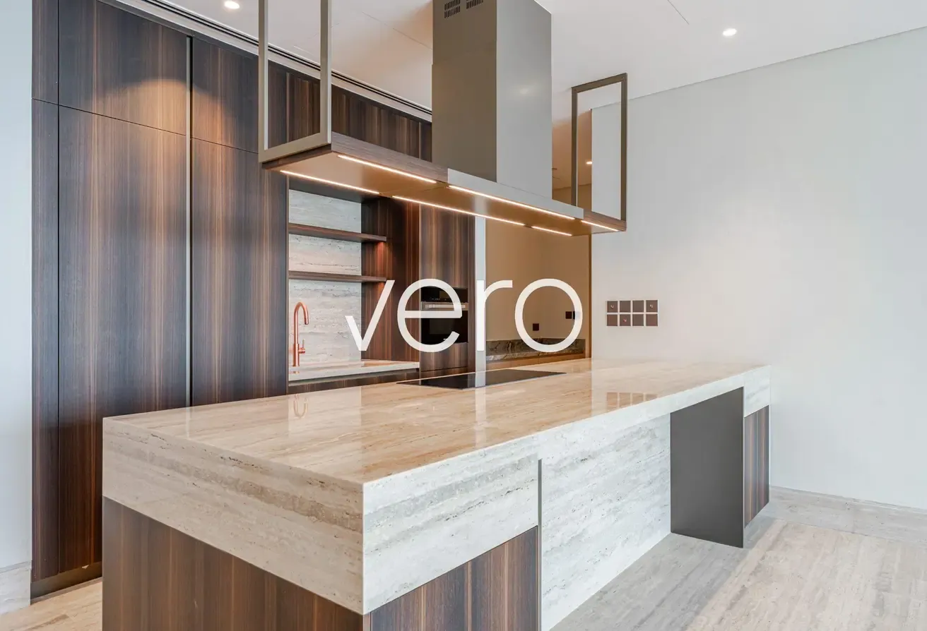 Smart Home + Study | Sea View | Vacant
