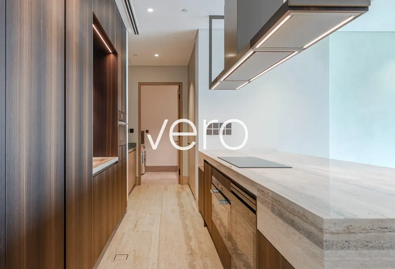 Smart Home + Study | Sea View | Vacant