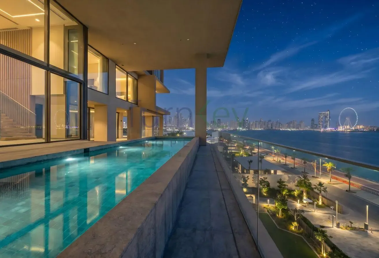 READY TO MOVE I LUXURY DUPLEX WITH PRIVATE POOL