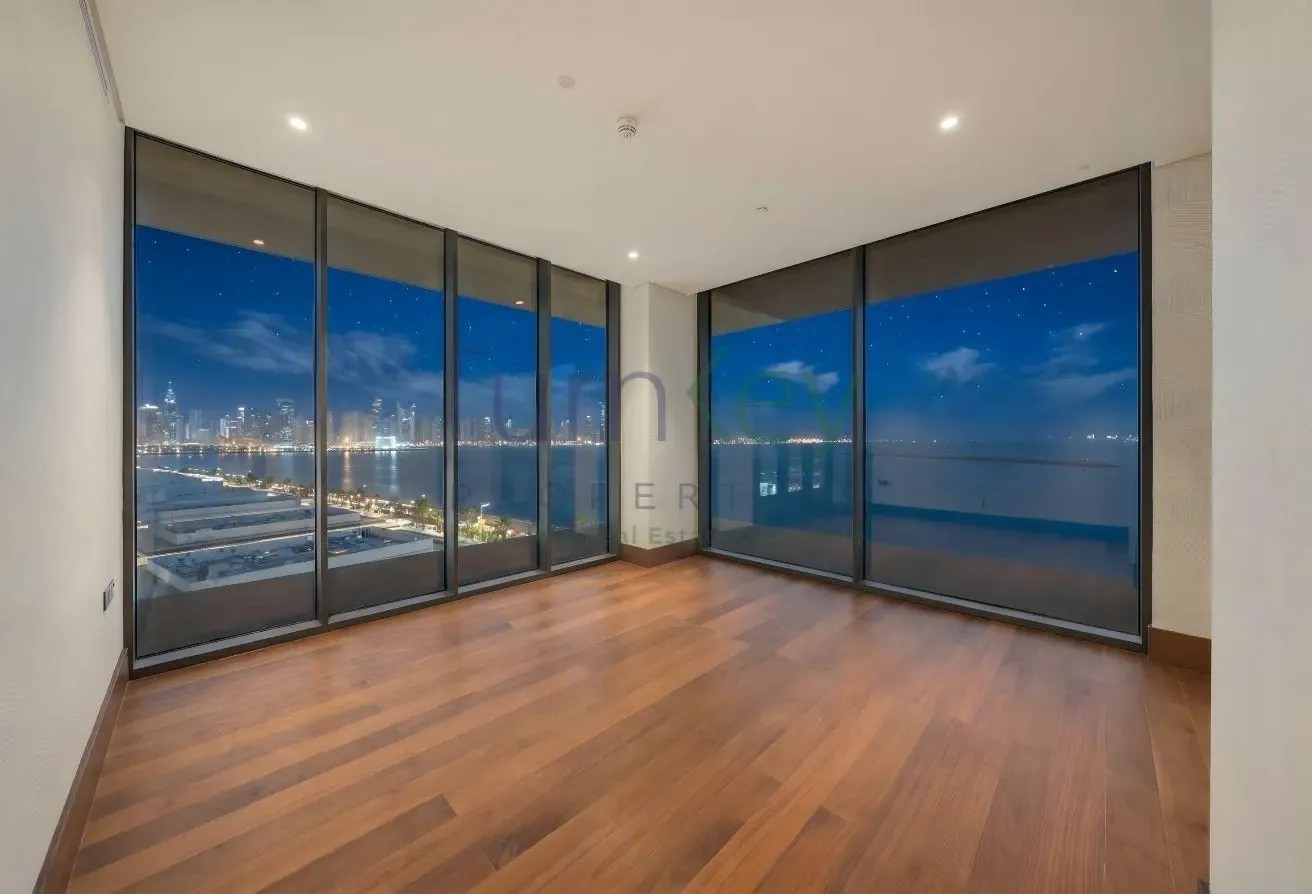 READY TO MOVE I LUXURY DUPLEX WITH PRIVATE POOL