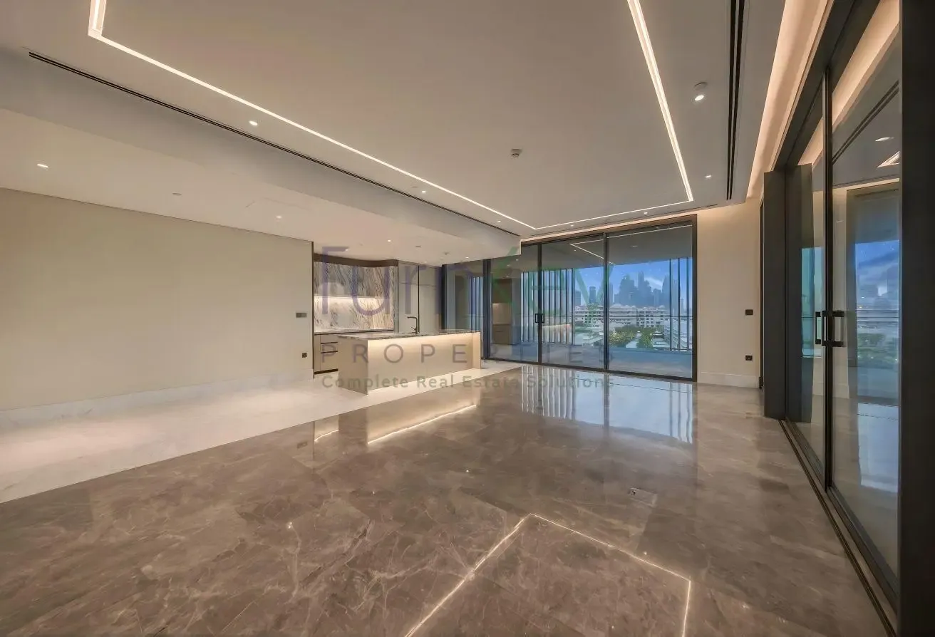 READY TO MOVE I LUXURY DUPLEX WITH PRIVATE POOL