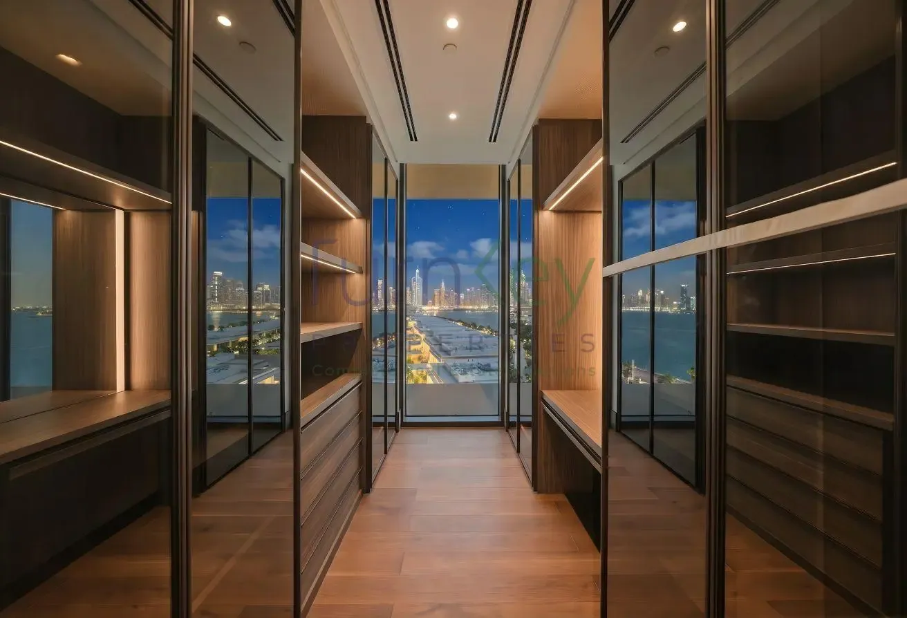 READY TO MOVE I LUXURY DUPLEX WITH PRIVATE POOL