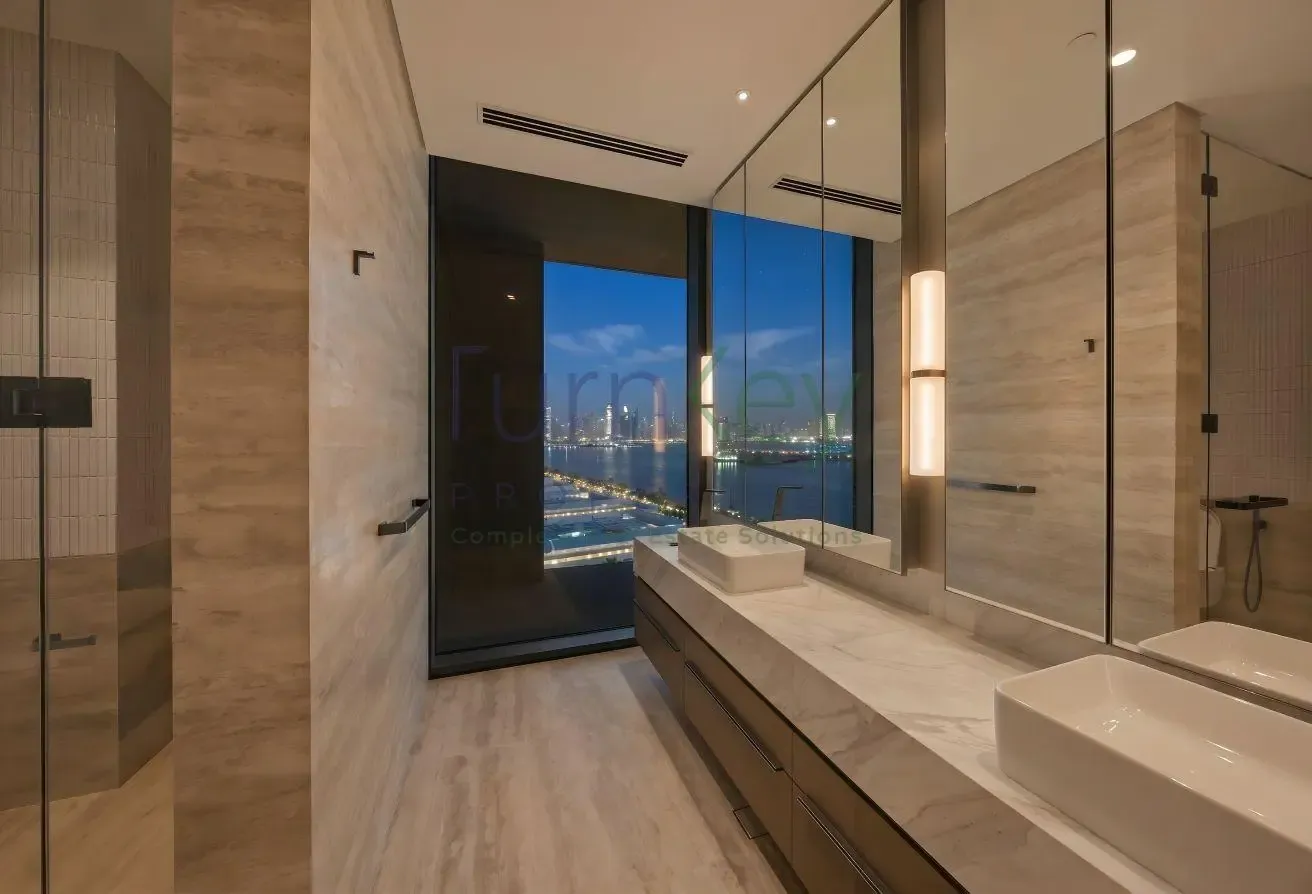 READY TO MOVE I LUXURY DUPLEX WITH PRIVATE POOL