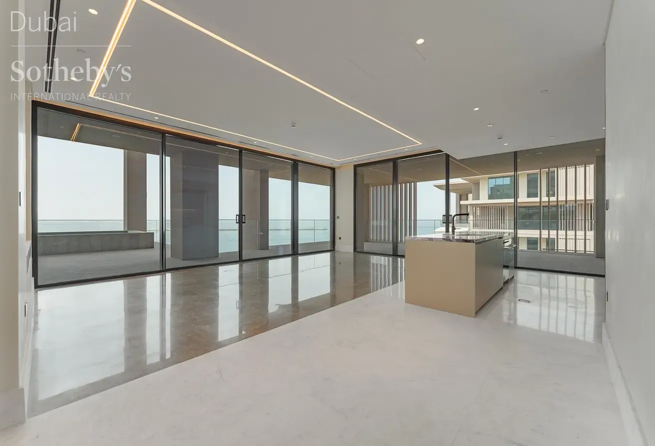 Sky Duplex of Breathtaking Proportions on The Palm