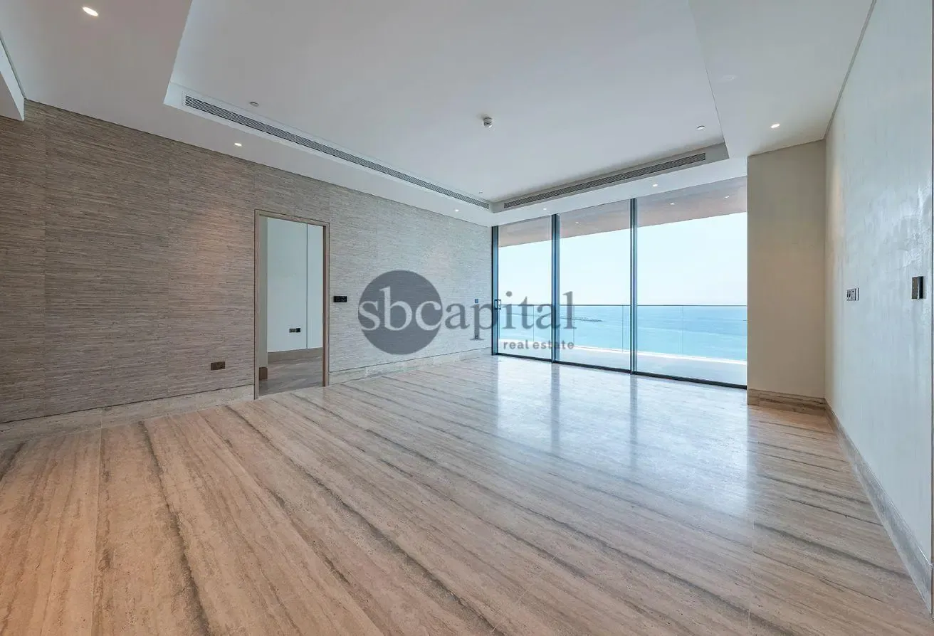 LUXURY LIVING | 2BR-APARTMENT | BEACH FRONT |