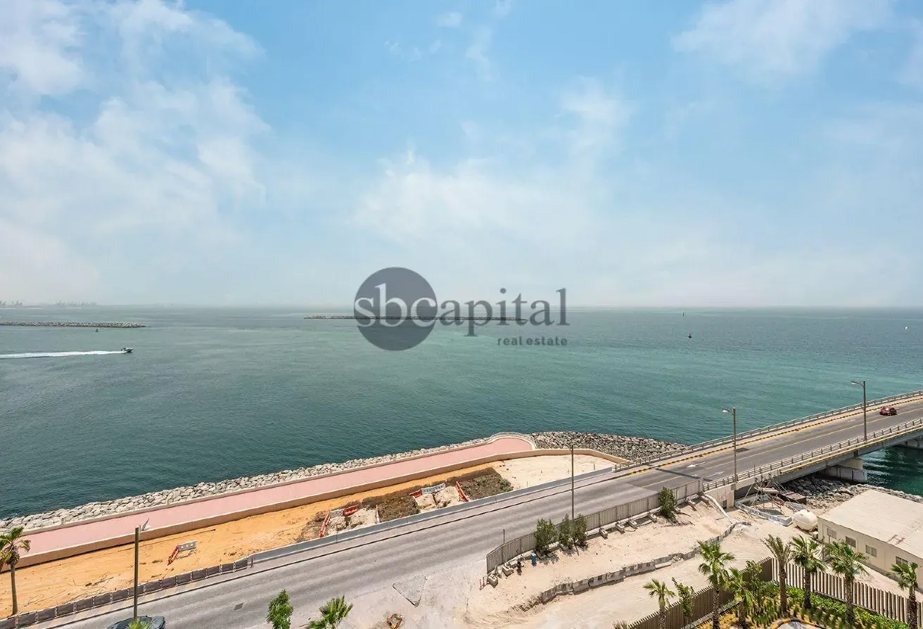 LUXURY LIVING | 2BR-APARTMENT | BEACH FRONT |