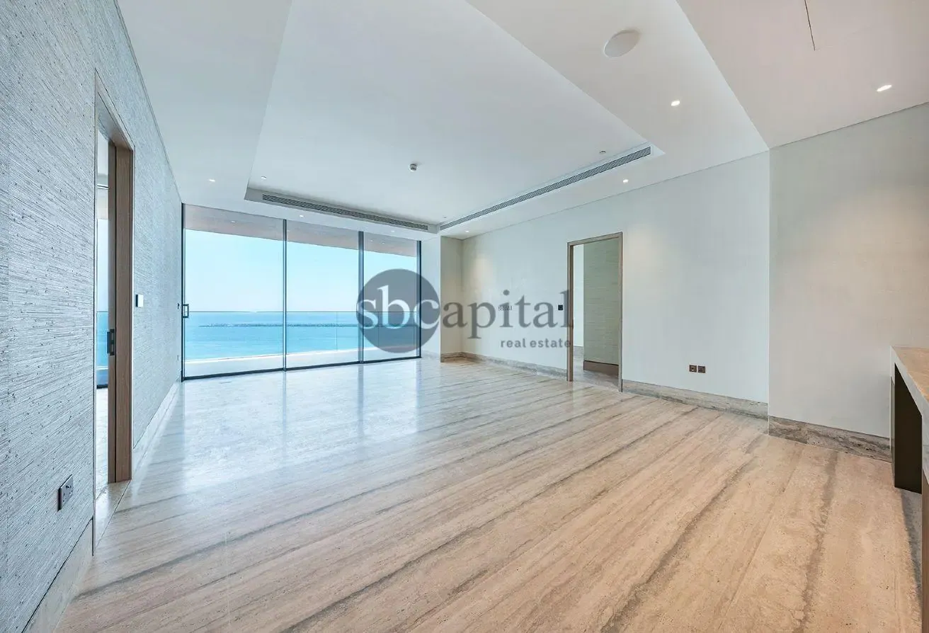 LUXURY LIVING | 2BR-APARTMENT | BEACH FRONT |