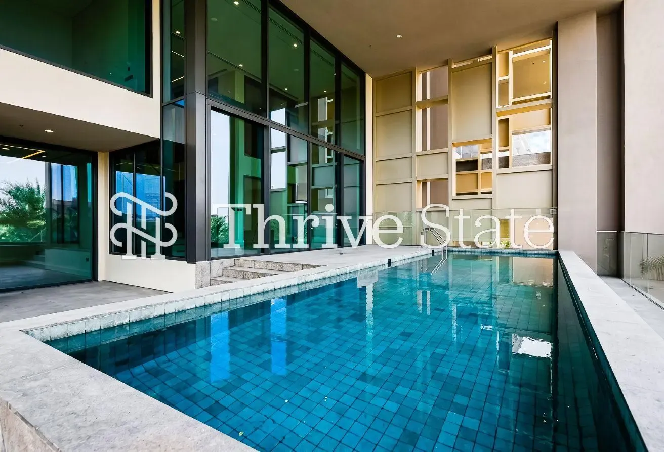 Sky Villa Duplex | Private Pool | Keys in Hand