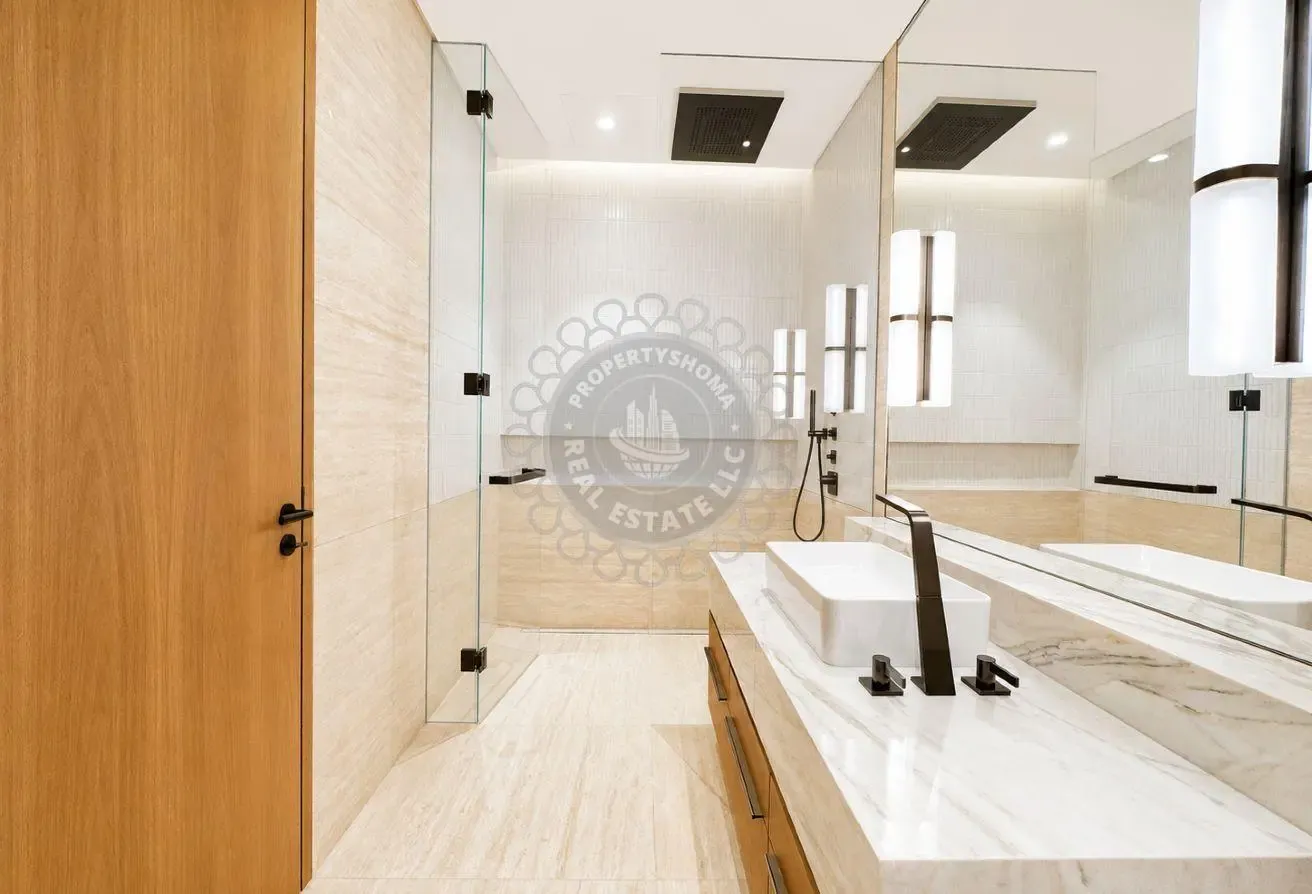 Exclusive High floor sky villa with private pool