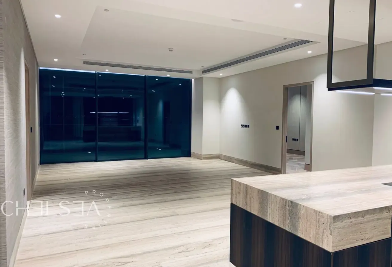 FULL OCEAN SUNSET | TOP FLOOR  | MULTIPLE OPTIONS
