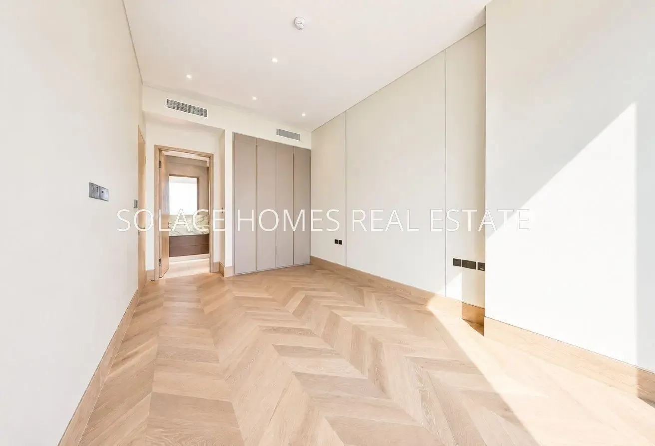 Beautiful Sea View - Brand New - High End