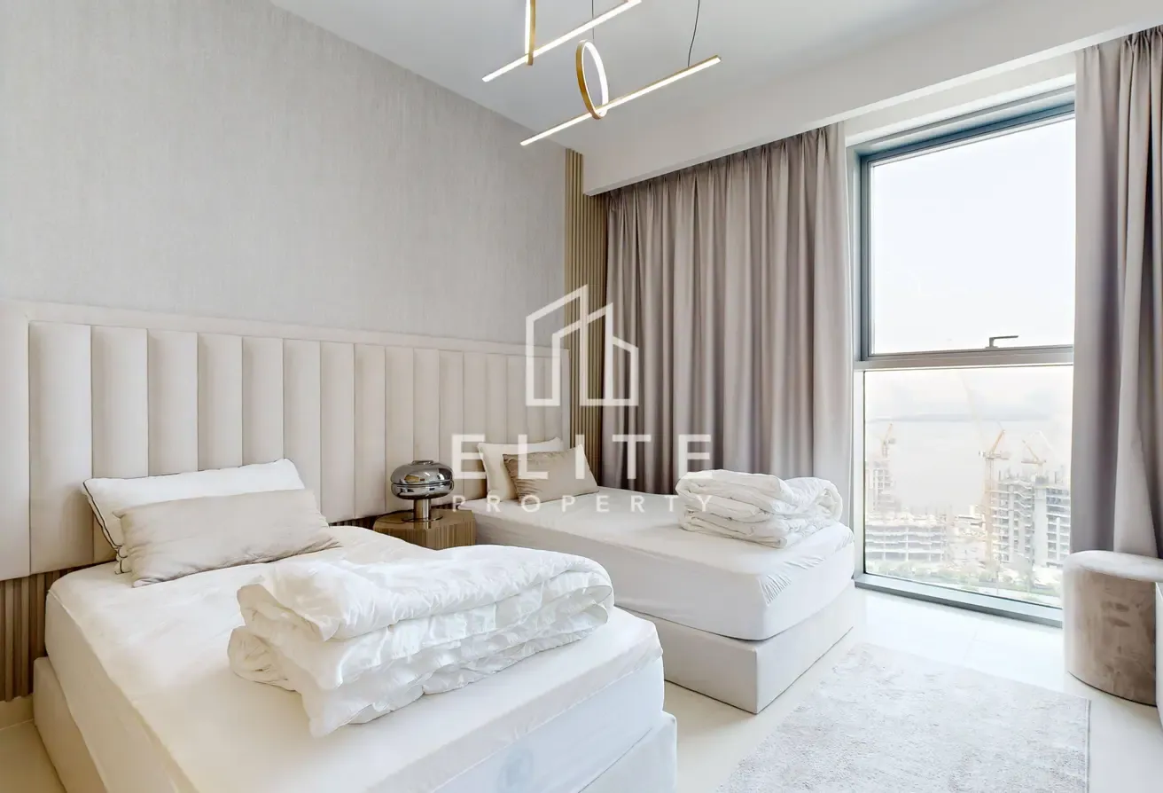 Spacious 2BR next to Creek Beach | Panoramic Views