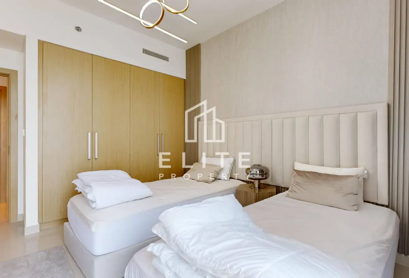 Spacious 2BR next to Creek Beach | Panoramic Views