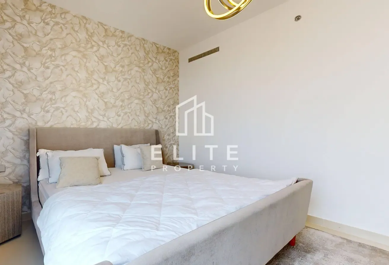 Spacious 2BR next to Creek Beach | Panoramic Views