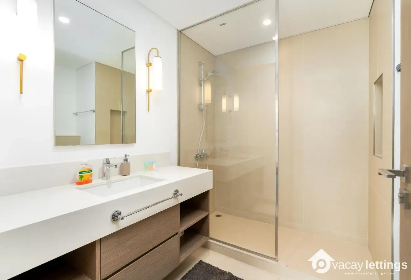 2BR in Dubai Creek Harbour | 17 Icon Bay