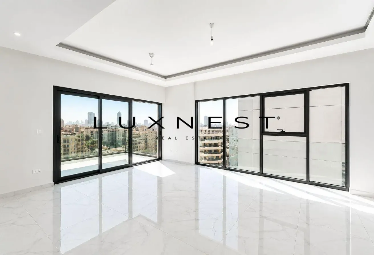 Brand New | Corner Unit | Chiller Free