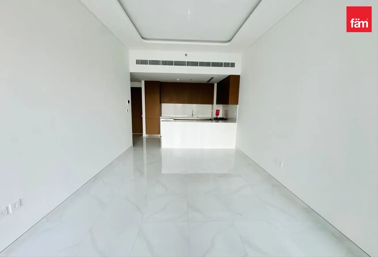 Brand New | Appliances | Skyline View | Bright Apt