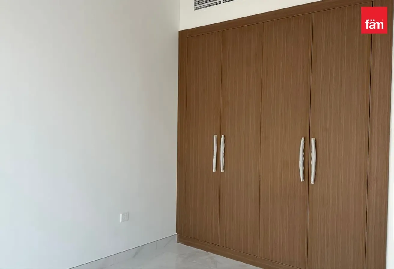 Brand New | Appliances | Skyline View | Bright Apt