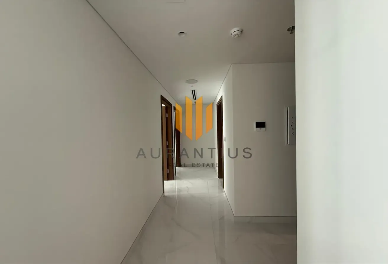 Brand New | Big Layout | Near Metro