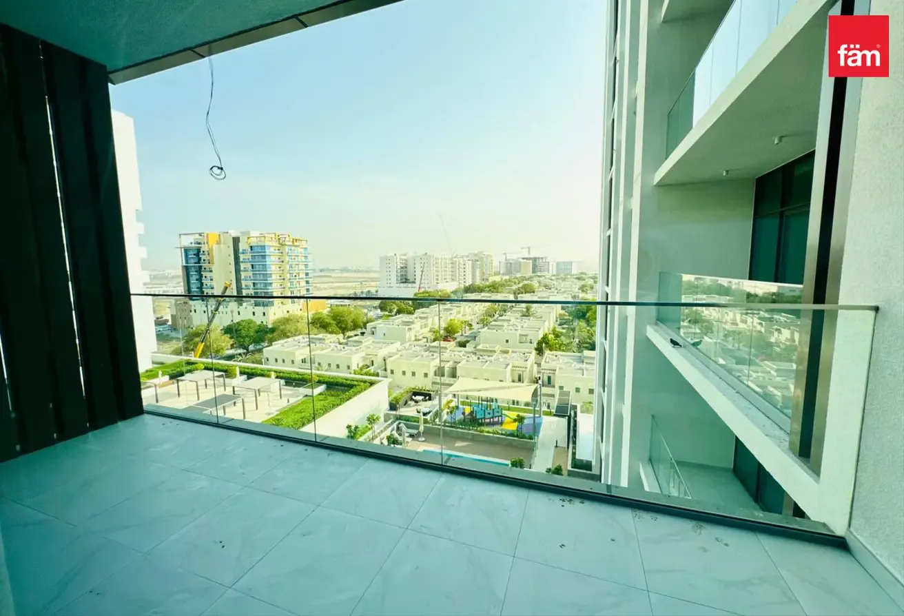 Brand New | Modern | Bright | Pool View