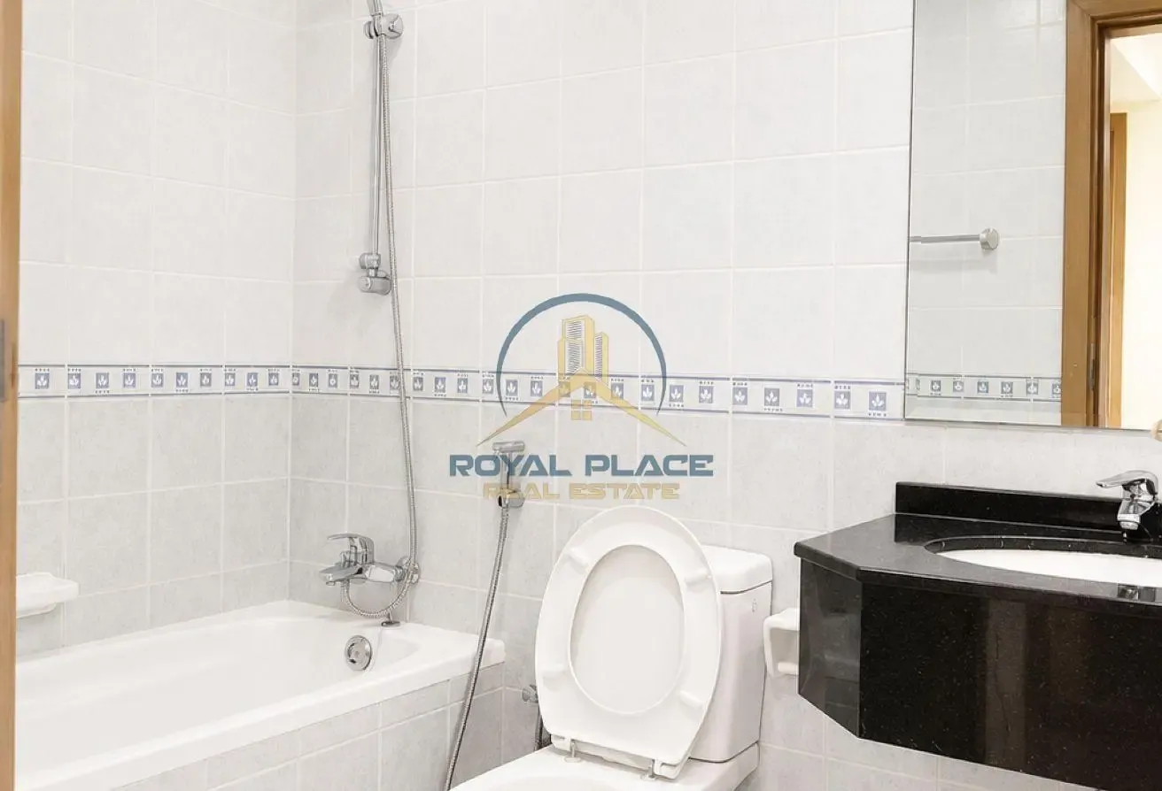 Furnished 1 Bedroom Apartment | 897 Sq. Ft. |