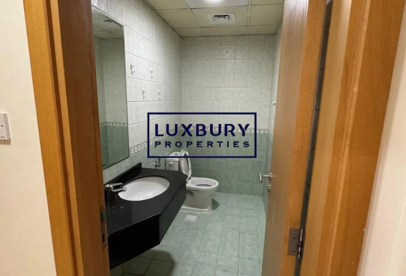 PRIME LOCATION | BRIGHT UNIT | SPACIOUS