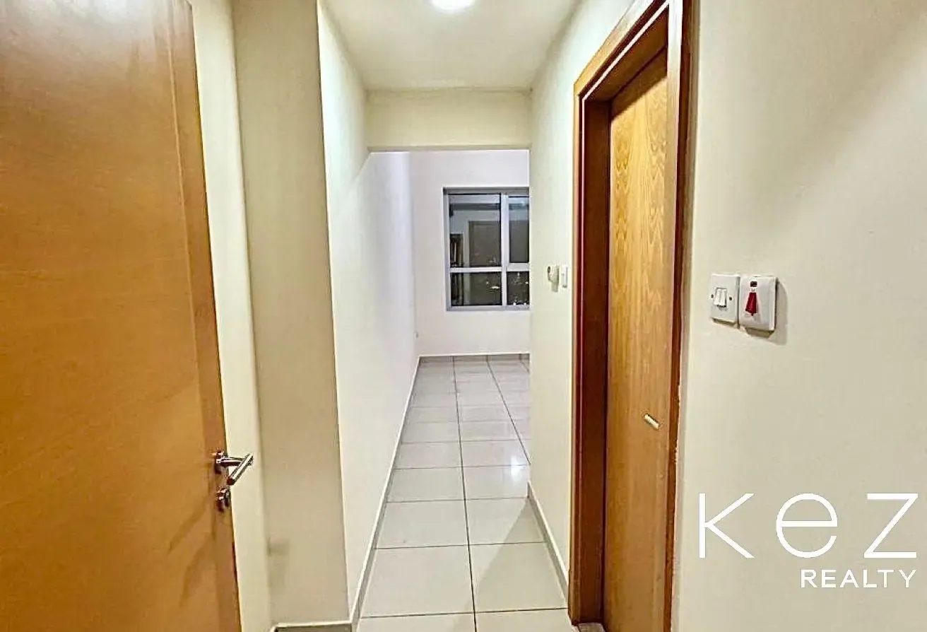 CHILLER FREE 1BR || SPACIOUS || NEAR METRO