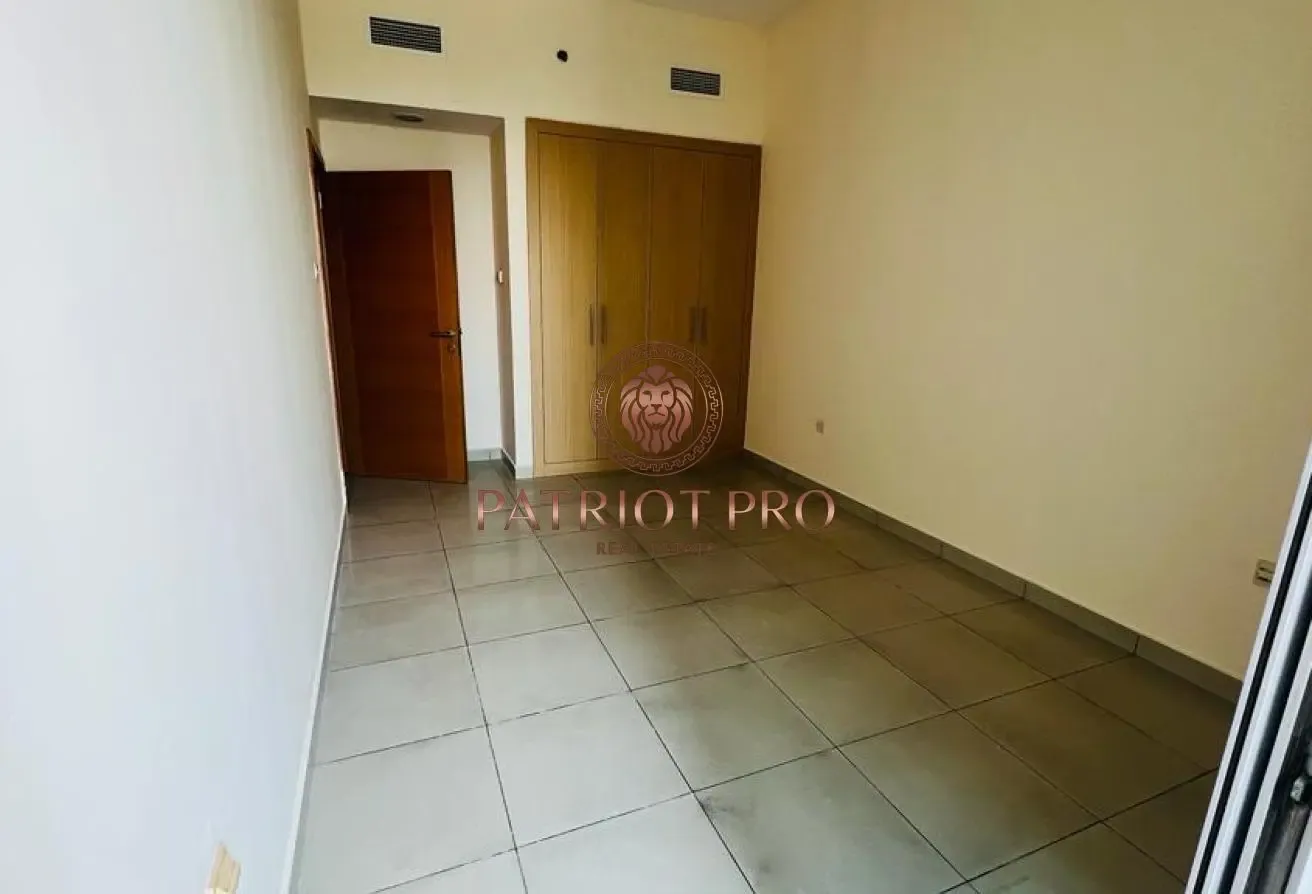 HIGH FLOOR I UNFURNISHED I PARK FACING UNIT |