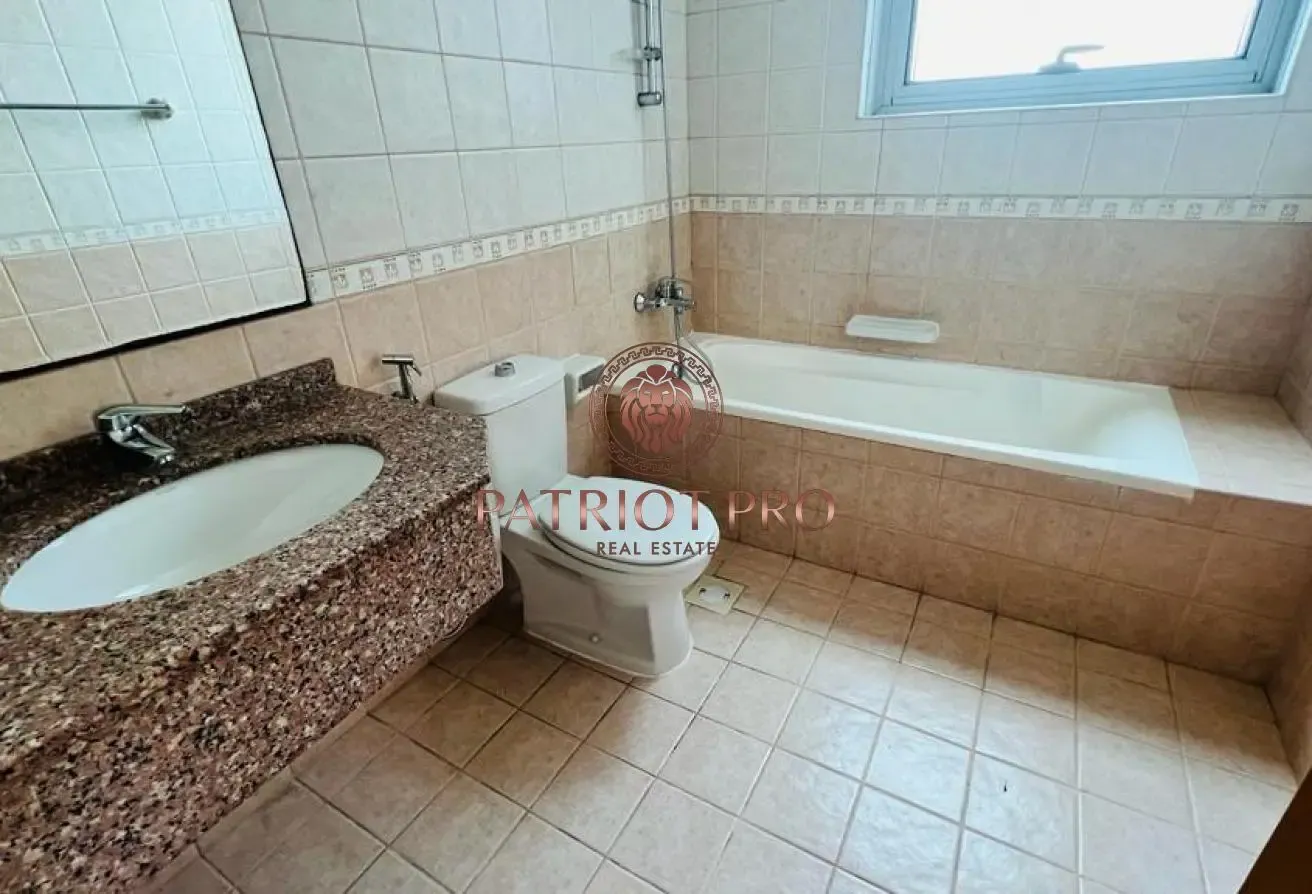 HIGH FLOOR I UNFURNISHED I PARK FACING UNIT |