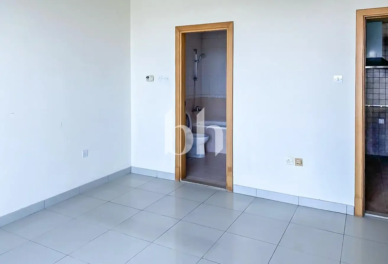 Park View | Unfurnished | Spacious