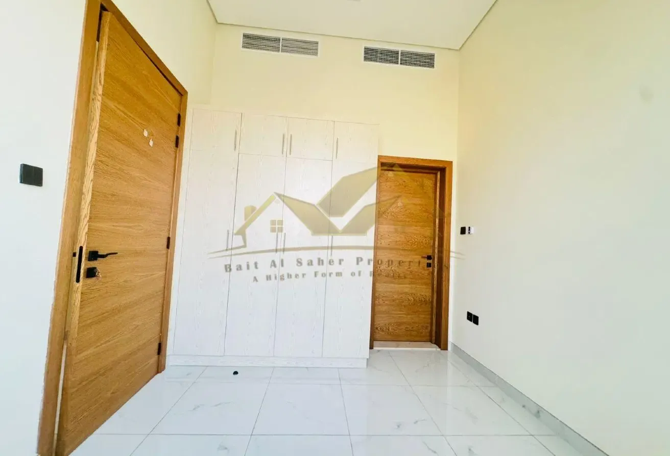 1 BR Apartment in Al Karama with Closed Kitchen