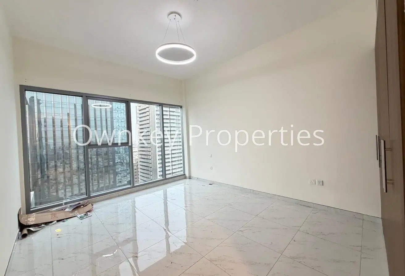 6 Cheque Payment | One Month Free | New Building
